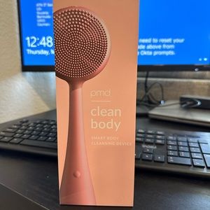 Brand New PMD Clean Body smart cleansing device
